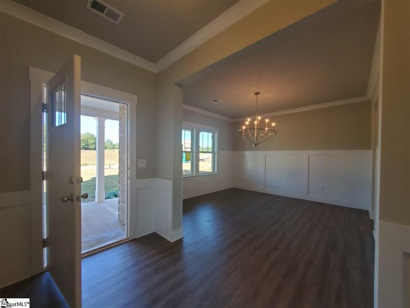 Property image 4 at 118 Enclave Drive, Greer, SC 29651