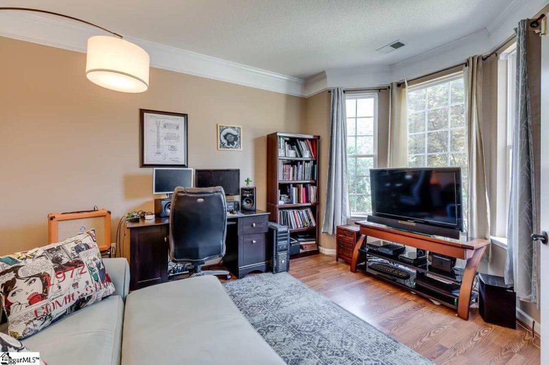 Property image 4 at 4 Bluff Ridge Court, Greenville, SC 29617