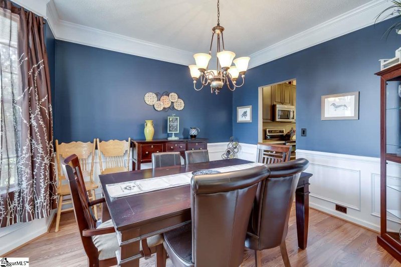 Property image 5 at 4 Bluff Ridge Court, Greenville, SC 29617