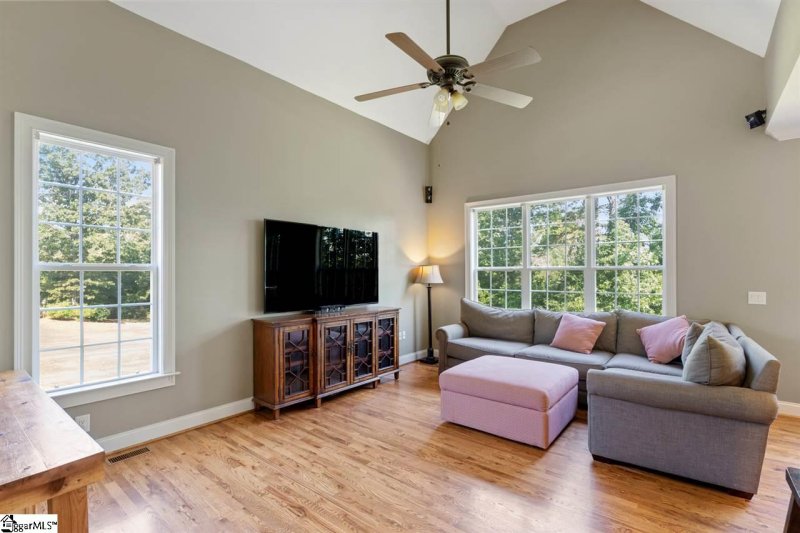 Property image 3 at 122 New Haven Court, Easley, SC 29640