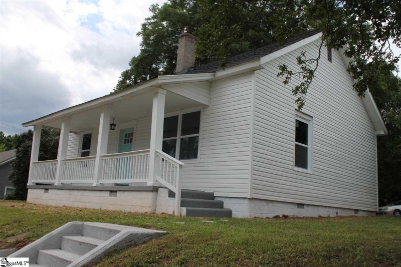 Property image 5 at 420 Pennsylvania Avenue, Greer, SC 29650