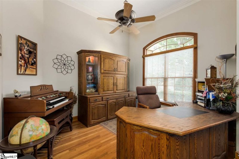 Property image 4 of 712 Carriage Hill Road in Stonehaven, Simpsonville, SC 29681-5281