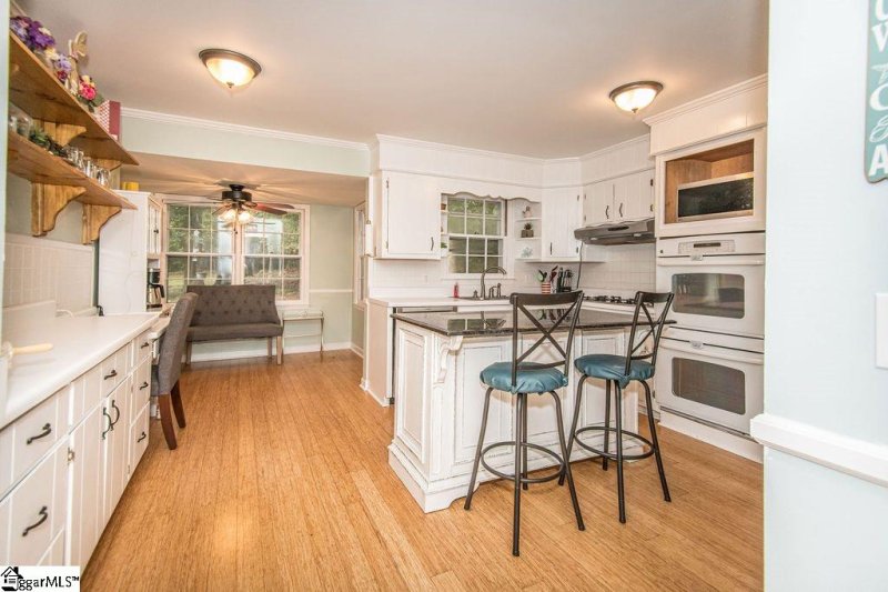 Property image 5 at 105 Dove Tree Road, Greenville, SC 29615