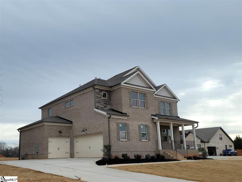 Property image 3 at 202 Willow Creek Way, Greer, SC 29651