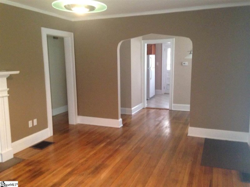 Property image 3 at 122 Wedgewood Drive, Greenville, SC 29609