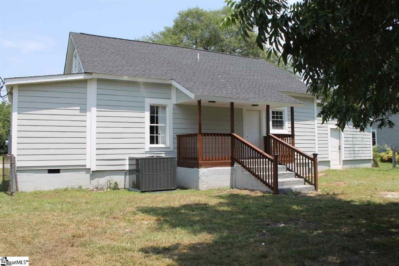Property image 5 at 6 Stewart Avenue, Greer, SC 29650