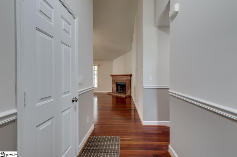 Property image 5 at 14 Equestrian Court, Simpsonville, SC 29680