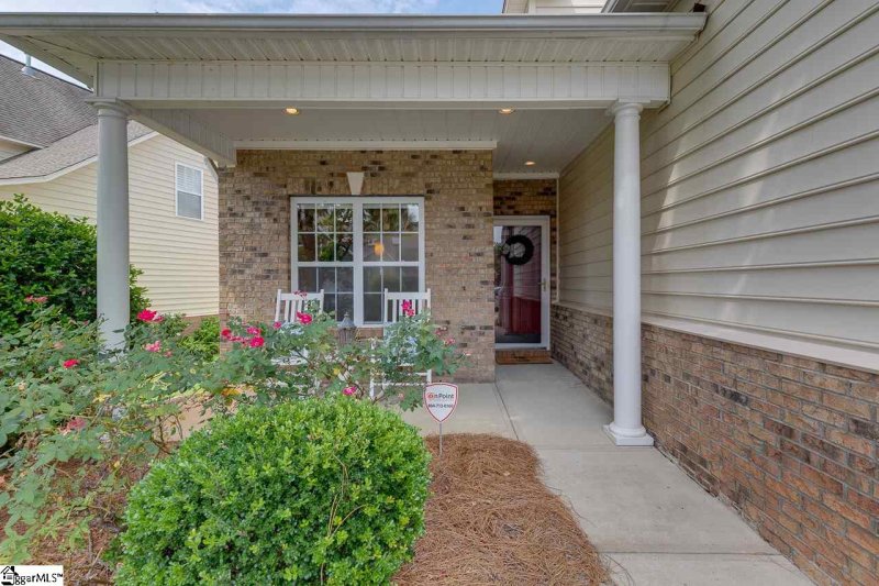 Property image 3 at 8 Barnwood Circle, Greenville, SC 29607