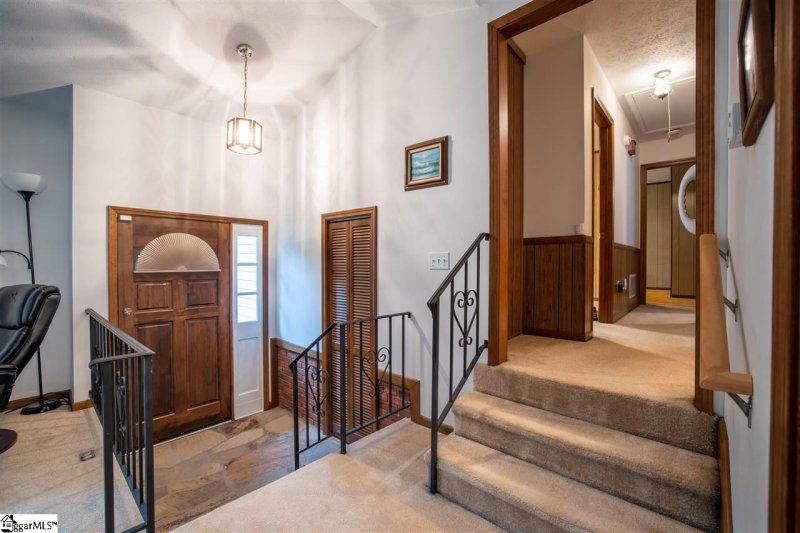 Property image 3 at 225 Tar Boulevard, Greenville, SC 29605