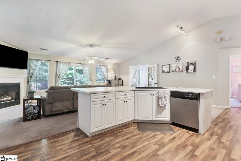 Property image 4 at 15 Appalachian Lane, Mauldin, SC 29662