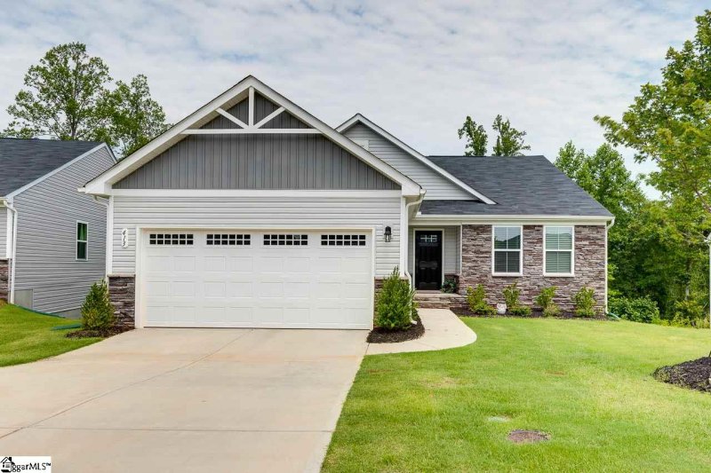 413 Edgehill Court