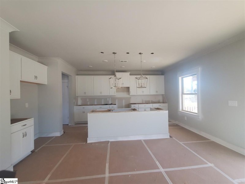 Property image 5 at 124 Enclave Drive, Greer, SC 29651