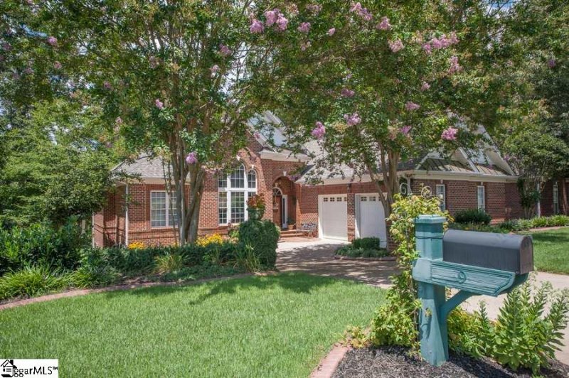 Property image 2 at 9 Habersham Court, Simpsonville, SC 29681