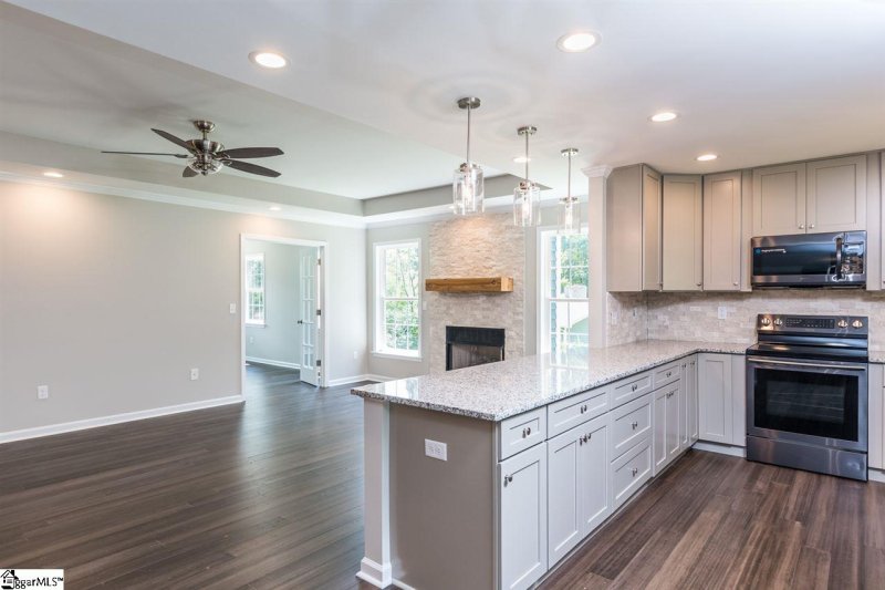 Property image 4 at 124 Kingswood Circle, Simpsonville, SC 29681