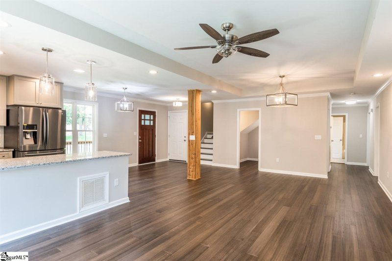 Property image 5 at 124 Kingswood Circle, Simpsonville, SC 29681