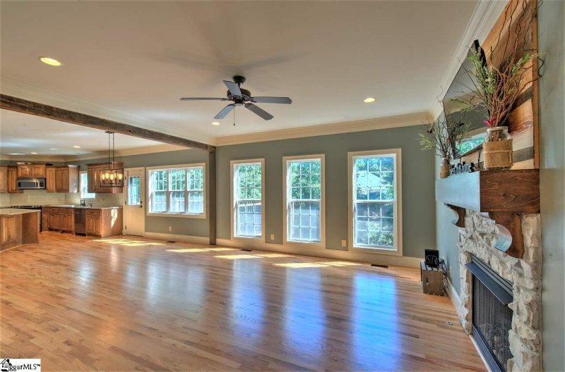 Property image 5 at 2 Hague Court, Simpsonville, SC 29681