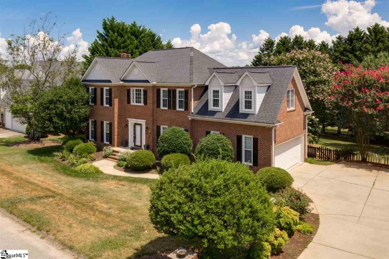 Property image 3 at 206 Roper Mountain Court, Greenville, SC 29615