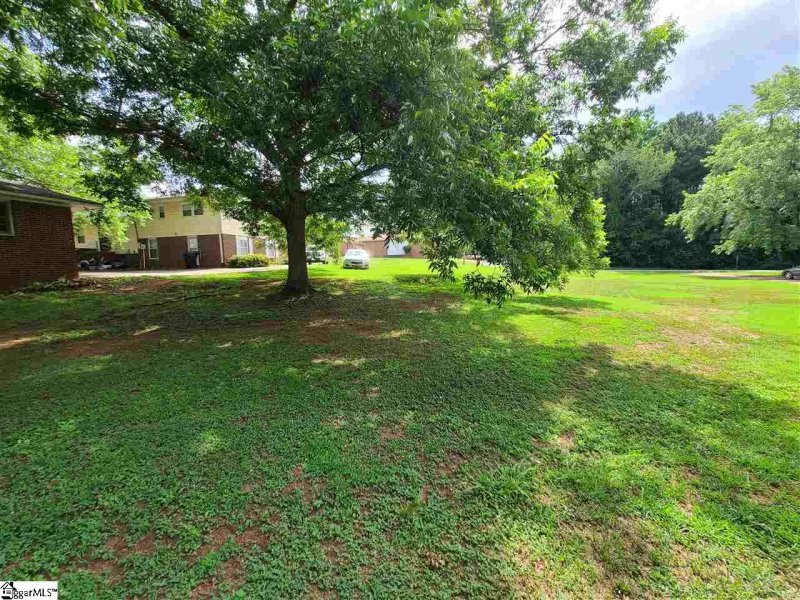 Property image 4 at 908 Plantation Road, Anderson, SC 29621-7134