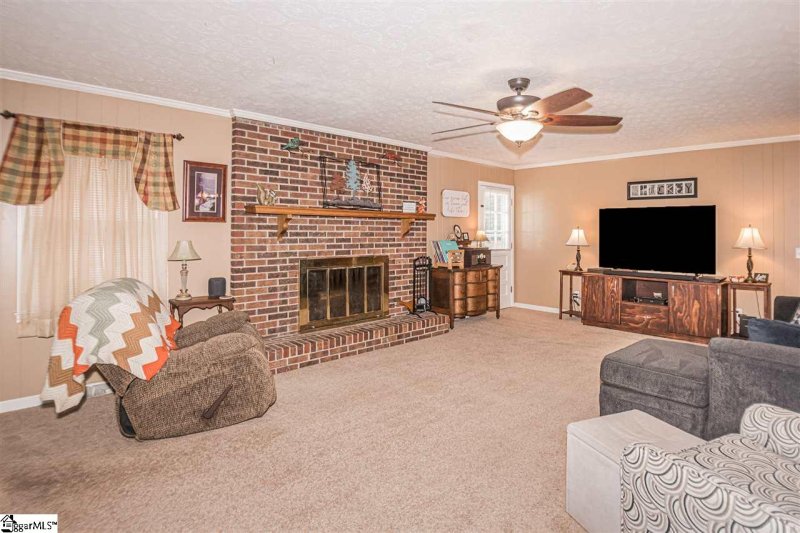 Property image 2 at 316 Woodfield Drive, Easley, SC 29642