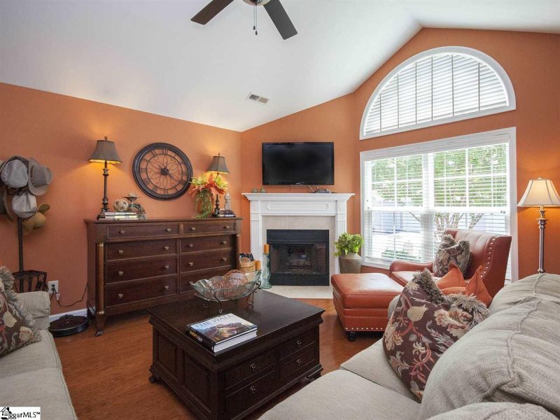 Property image 3 at 206 Sunset Glory Lane, Greenville, SC 29617