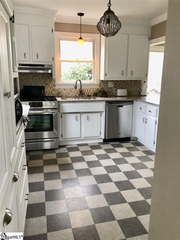 Property image 4 at 210 Bradley Boulevard, Greenville, SC 29609