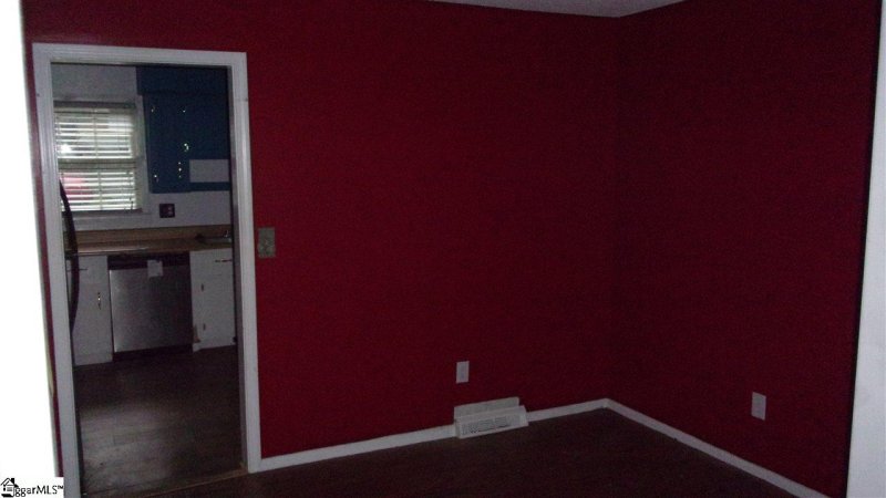 Property image 4 at 5 Dover Drive, Taylors, SC 29687