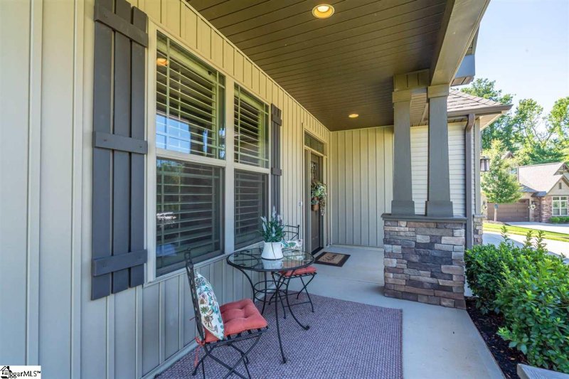 Property image 2 at 107 Shapton Lane, Greenville, SC 29615