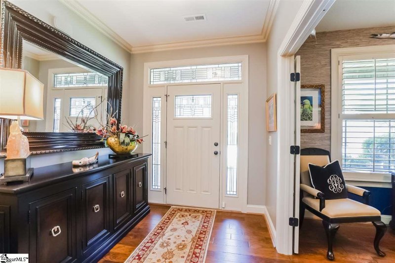 Property image 3 at 107 Shapton Lane, Greenville, SC 29615