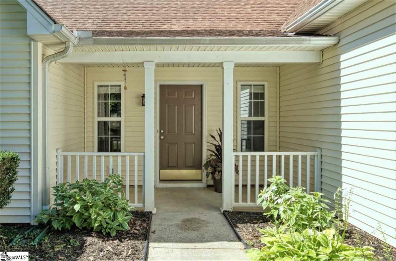 Property image 3 at 4 Chablis Court, Mauldin, SC 29662