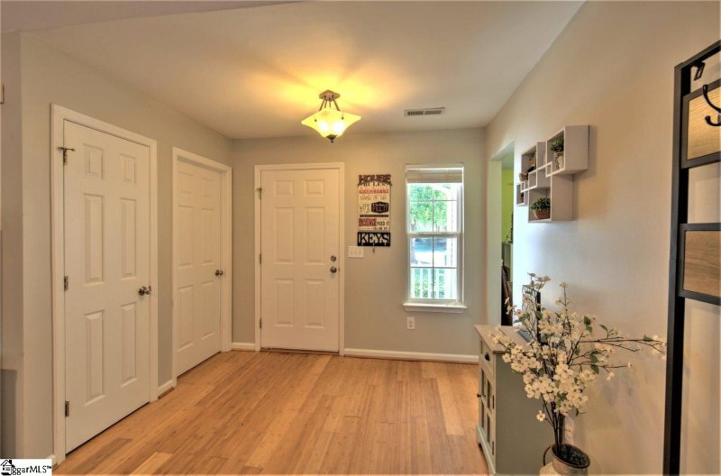 Property image 4 at 4 Chablis Court, Mauldin, SC 29662