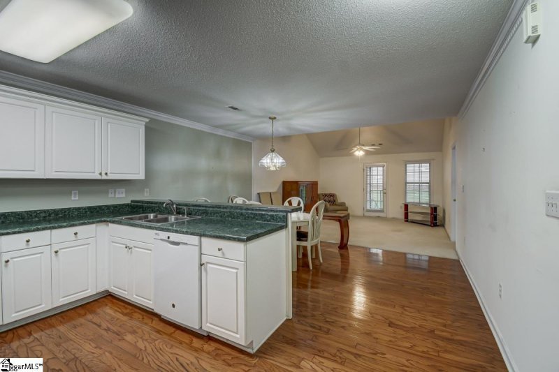 Property image 3 at 25 Magnolia Crest Drive, Simpsonville, SC 29681