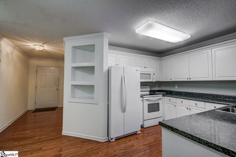 Property image 5 at 25 Magnolia Crest Drive, Simpsonville, SC 29681