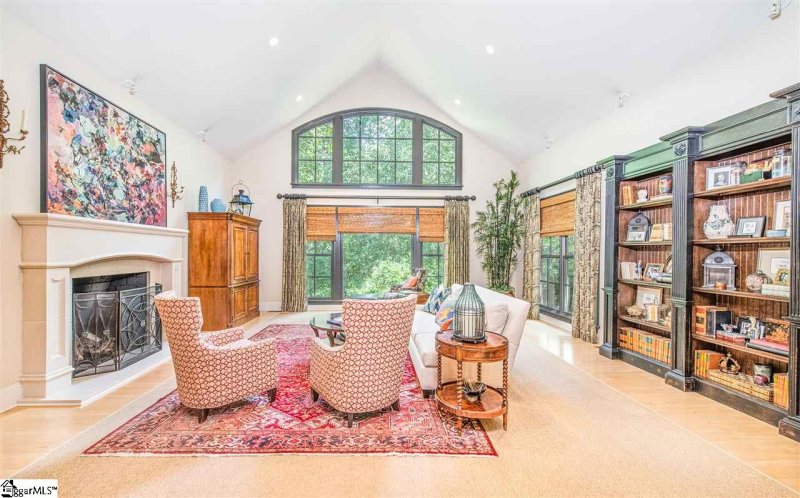 Property image 5 at 10 Collins Creek Road, Greenville, SC 29607