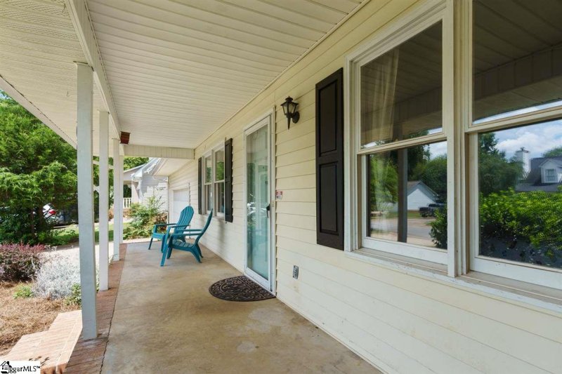 Property image 3 at 106 Patio Road, Easley, SC 29642