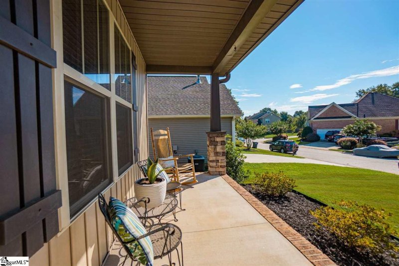 Property image 3 at 604 Yearling Road, Greenville, SC 29617