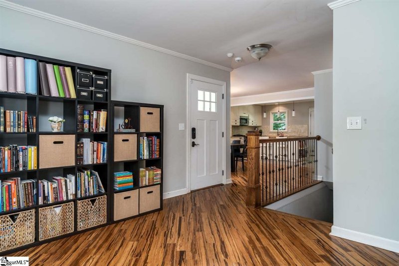 Property image 3 at 114 E Woodburn Drive, Taylors, SC 29687