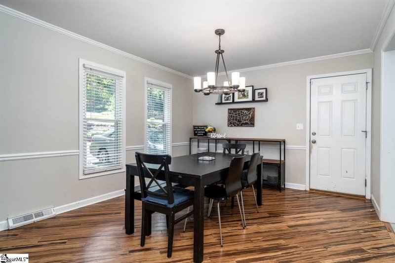 Property image 5 at 114 E Woodburn Drive, Taylors, SC 29687