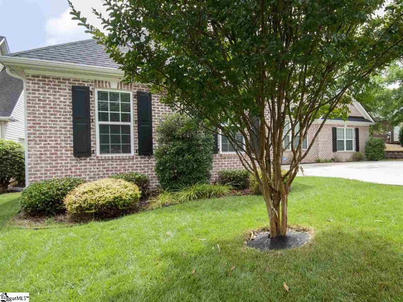 Property image 2 at 102 Waverly Hall Lane, Simpsonville, SC 29681