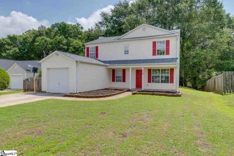 Property image 2 at 110 Willow Bend Drive, Taylors, SC 29687