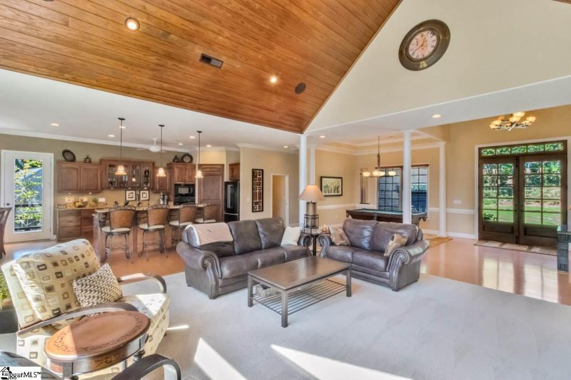 Property image 5 at 128 N Waterside Drive, Seneca, SC 29672