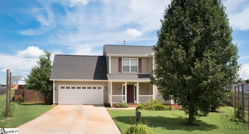 Property image 2 at 9 Oban Court, Greer, SC 29651