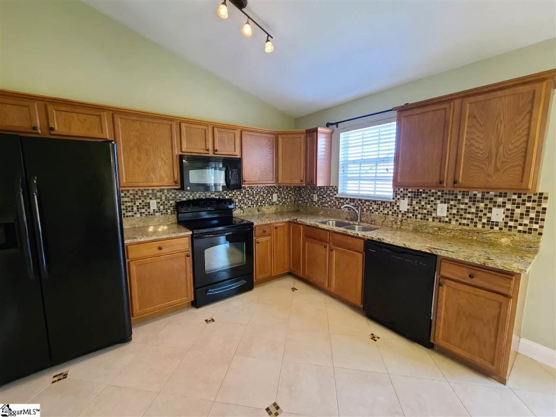 Property image 2 at 319 Collin Rogers Drive, Moore, SC 29369