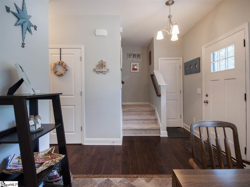 Property image 3 at 116 Village Court, Greer, SC 29651