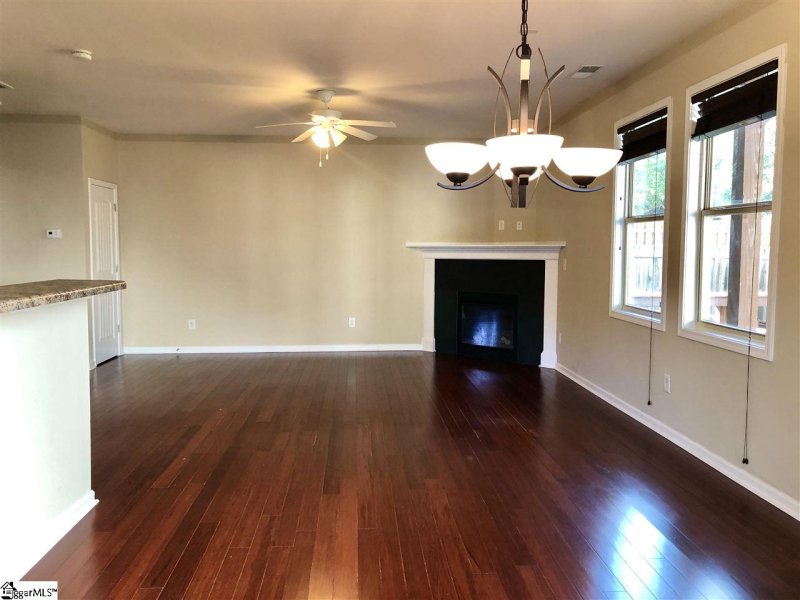 Property image 4 at 401 Hunslet Way, Simpsonville, SC 29680