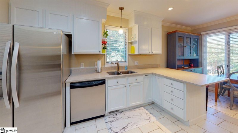 Property image 3 at 115 Inglewood Way, Greenville, SC 29615