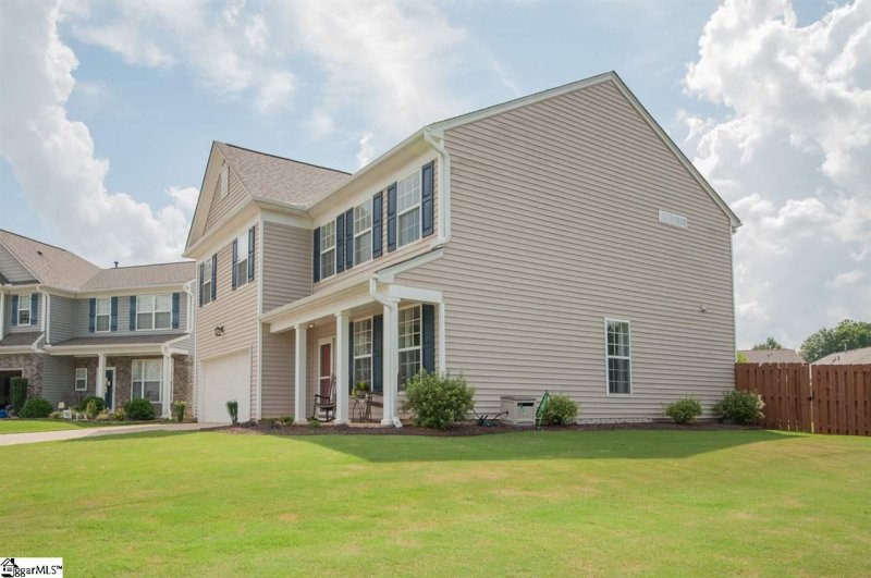 Property image 3 at 4 Mound Court, Greer, SC 29650