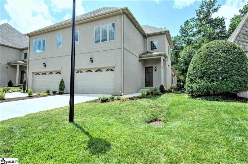103 Castellan Drive