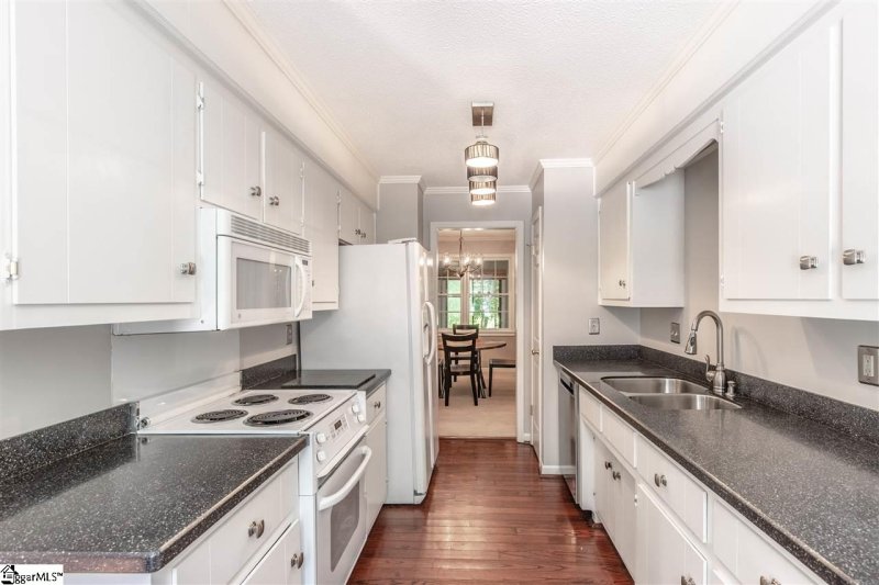 Property image 3 at 900 N Main Street, Greenville, SC 29609