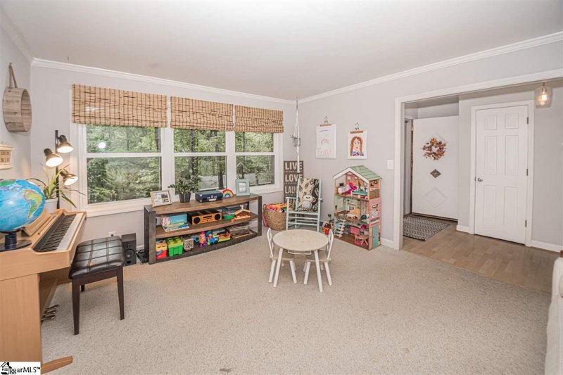 Property image 5 at 3 Oakleaf Drive, Taylors, SC 29687