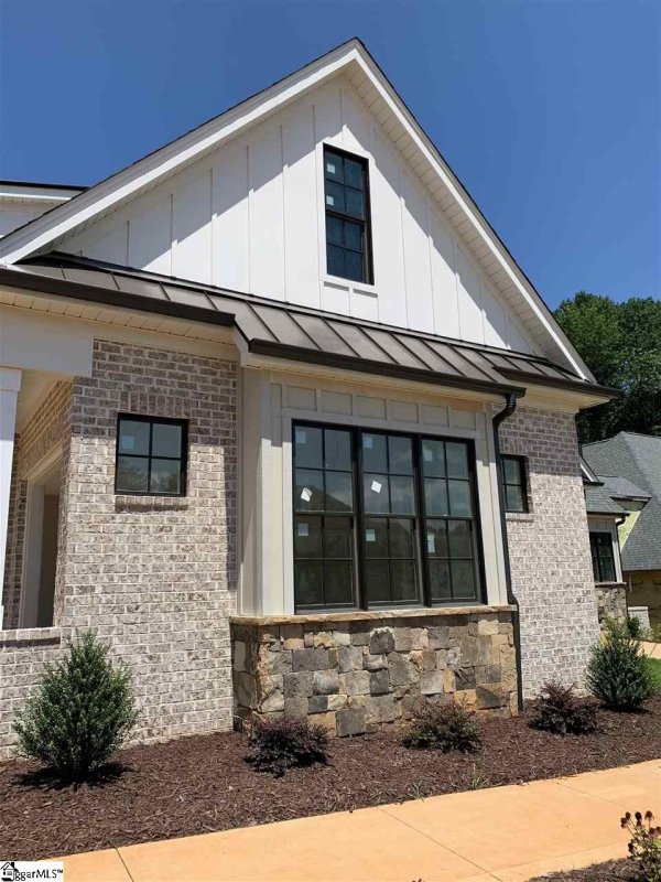 Property image 3 at 203 Redfern Court, Simpsonville, SC 29681